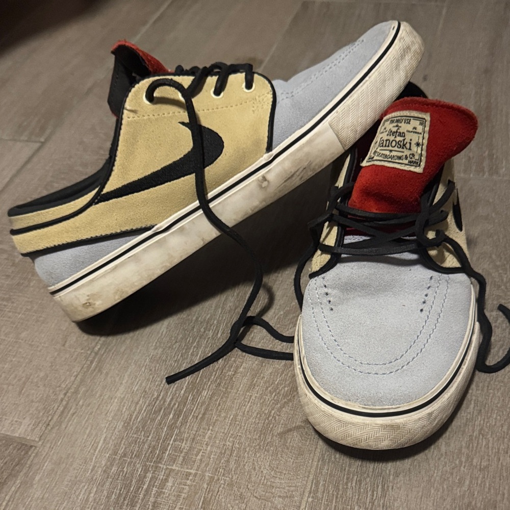 Nike SB Janoski Sneakers - Blue, Black, Yellow and Red